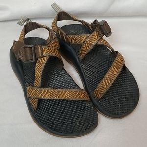 Boys Chaco Sandals Size 3